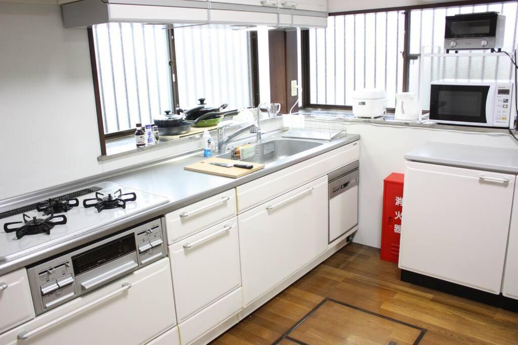 一棟貸しの宿 貸別荘 水戸ハウス Vacation House Hébergement de vacances *